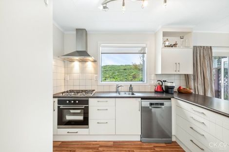 Photo of property in 67 Waipounamu Drive, Kelson, Lower Hutt, 5010
