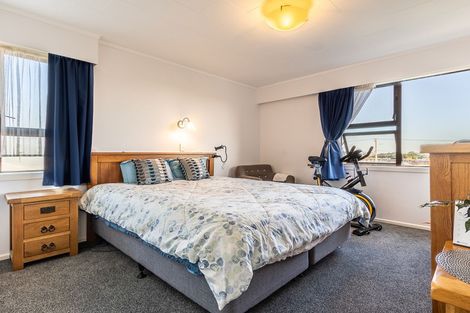 Photo of property in 39 Huia Street, Waikanae, 5036