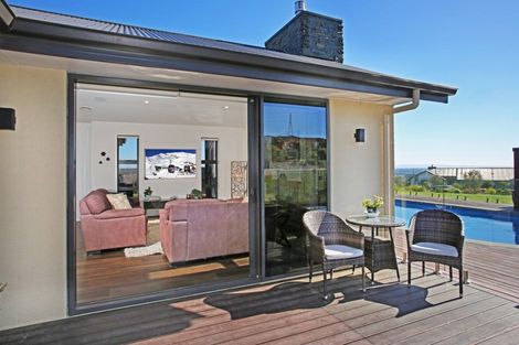Photo of property in 11 Bernora Crescent, Bombay, 2675