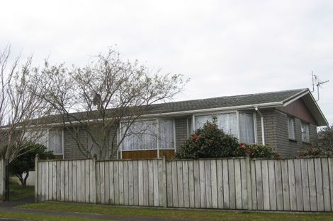 Photo of property in 1 Kelvin Place, Westown, New Plymouth, 4310