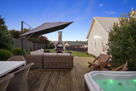 Photo of property in 192 Kitchener Road, Pukekohe, 2120