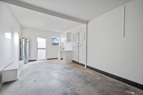 Photo of property in 2/24 Waimana Road, Conifer Grove, Takanini, 2112