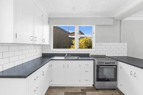 Photo of property in 11 Railway Esplanade, East Gore, Gore, 9710