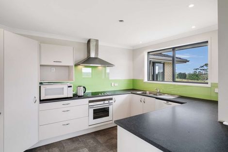 Photo of property in 667 Pahi Road, Pahi, Paparoa, 0571