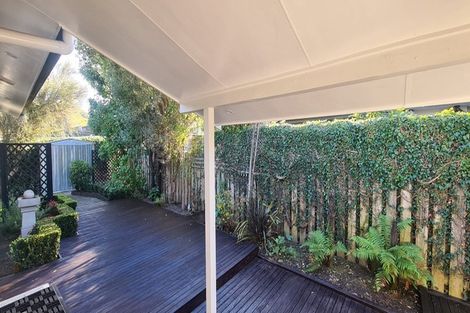Photo of property in 25 Anderson Road, Taradale, Napier, 4112