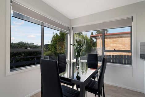 Photo of property in 7 Kotinga Avenue, Glen Eden, Auckland, 0602