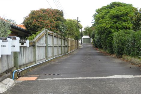 Photo of property in 1/5b Mcintyre Road, Mangere Bridge, Auckland, 2022