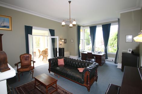 Photo of property in 32 Hull Street, South Hill, Oamaru, 9400