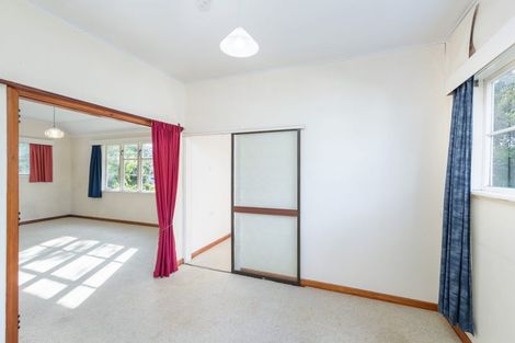 Photo of property in 72 Durham Crescent, Fairfield, Lower Hutt, 5011