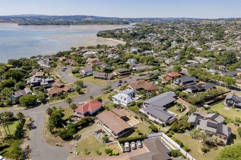 Photo of property in 6 Stevenson Way, Cockle Bay, Auckland, 2014