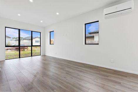 Photo of property in 4 Parton Road, Pukekohe, 2120