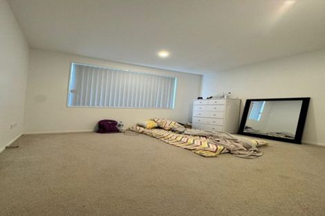 Photo of property in 9b Poruru Close, Papakura, 2110