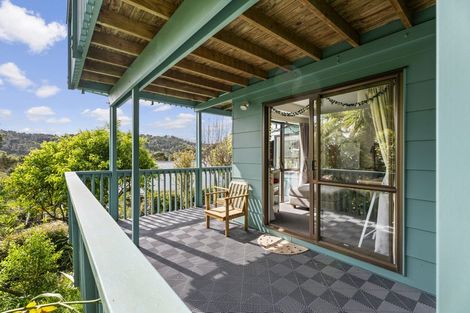 Photo of property in 63 Pemberton Avenue, Bayview, Auckland, 0629