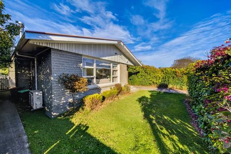 Photo of property in 18a Coopers Road, Dallington, Christchurch, 8061