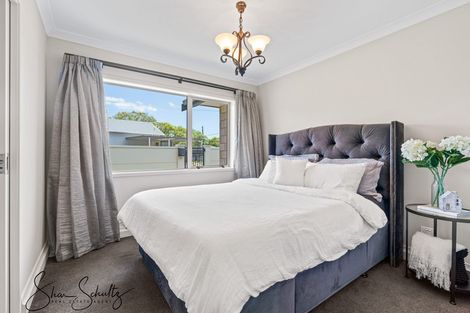 Photo of property in 18 Pahi Road, Paparoa, 0571