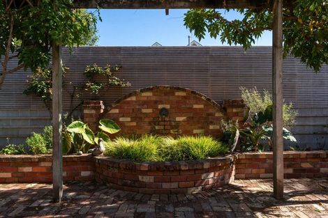 Photo of property in 6 Glade Place, Birkenhead, Auckland, 0626