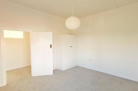 Photo of property in 1 Gilliam Street, New Lynn, Auckland, 0600