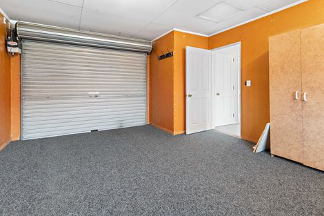 Photo of property in 143 Dixon Street, Masterton, 5810