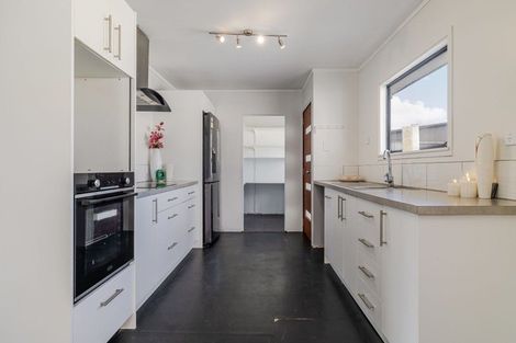 Photo of property in 75 Makino Road, Feilding, 4702