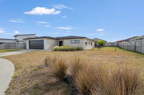 Photo of property in 13 Olney Court, One Tree Point, 0118