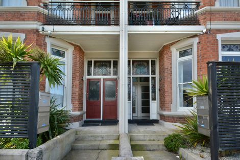 Photo of property in 8a Grant Street, Dunedin Central, Dunedin, 9016
