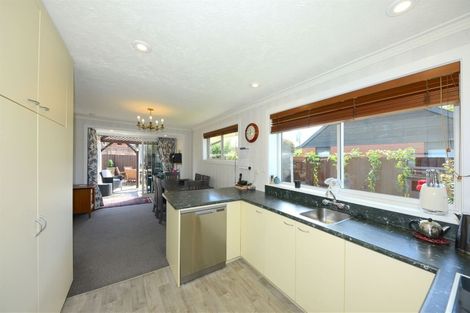 Photo of property in 4 Strathean Avenue, Avonhead, Christchurch, 8042