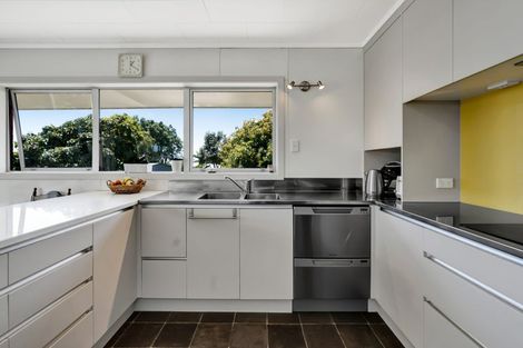 Photo of property in 30 Motukari Place, Onaero, Waitara, 4383