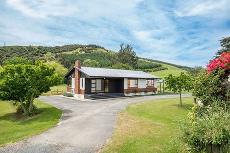 Photo of property in 806 Outram-mosgiel Road, Riverside, Outram, 9073