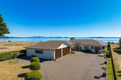 Photo of property in 10 Mahuta Road, Waitahanui, Taupo, 3378