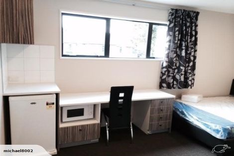 Photo of property in 98 Rattray Street, Riccarton, Christchurch, 8041