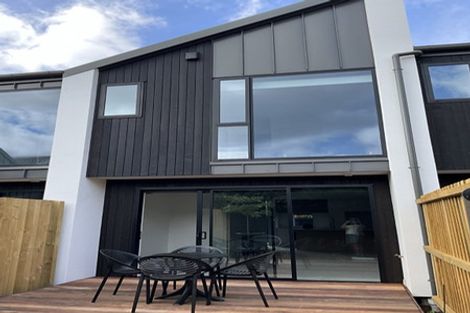 Photo of property in 9/24 Devonport Lane, St Albans, Christchurch, 8014