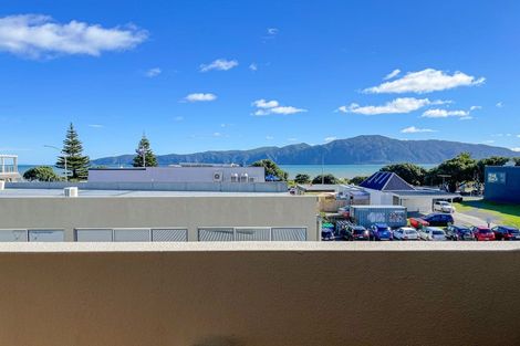 Photo of property in 2b/25 Maclean Street, Paraparaumu Beach, Paraparaumu, 5032