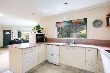 Photo of property in 69b Church Road, Taradale, Napier, 4112