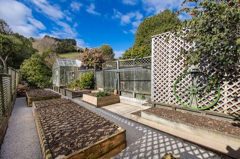 Photo of property in 23 Greenacres Street, Macandrew Bay, Dunedin, 9014