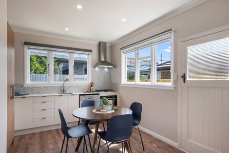 Photo of property in 30 Graham Street, Levin, 5510