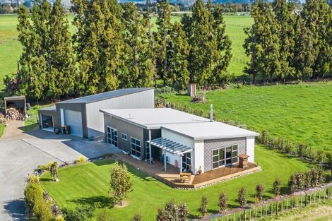 Photo of property in 112 Gladstone Road, Levin, 5571