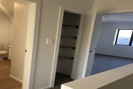 Photo of property in 9u9 Surrey Street, Tawa, Wellington, 5028