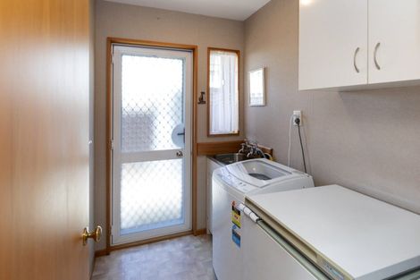 Photo of property in 18 Moffett Street, Islington, Christchurch, 8042