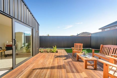 Photo of property in 145b Cook Street, West End, Palmerston North, 4410