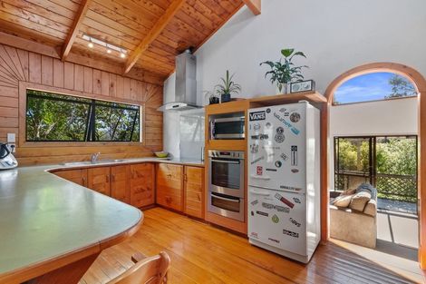 Photo of property in 32 Mount Avenue, Pauanui, Hikuai, 3579