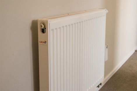 Photo of property in 10 Mcilwaine Place, Marton, 4710