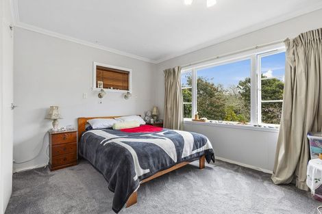 Photo of property in 18 Tawa Terrace, Tawa, Wellington, 5028