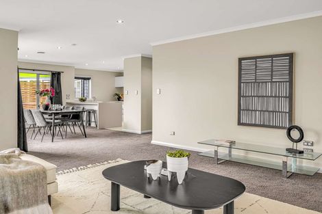 Photo of property in 14a Duna Place, Takaro, Palmerston North, 4412