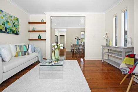 Photo of property in 1/7 Pinero Place, Bucklands Beach, Auckland, 2014