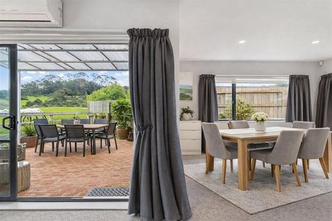 Photo of property in 68 South Kensington Way, Henderson, Auckland, 0612