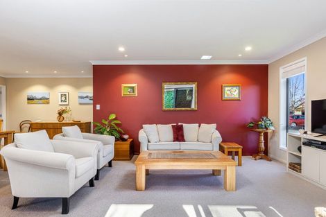 Photo of property in 26 Ara Drive, Redwoodtown, Blenheim, 7201