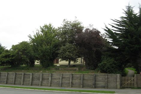 Photo of property in 35 College Road, Parkside, Timaru, 7910
