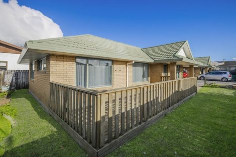 Photo of property in 100c Browns Road, Manurewa, Auckland, 2102