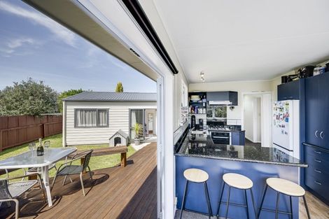 Photo of property in 7 Frickleton Street, Taradale, Napier, 4112