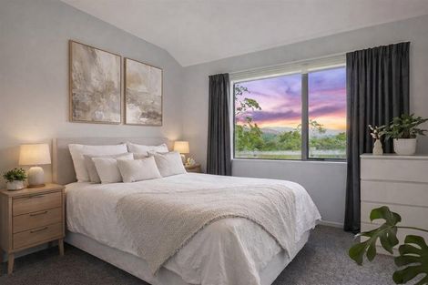 Photo of property in 68 South Kensington Way, Henderson, Auckland, 0612